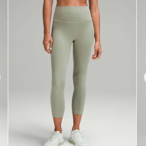 Lululemon Wunder Train High-Rise Crop 23" Laurel Green 8 Everlux Cooling Fabric - Picture 1 of 9